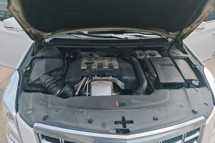 Used Cadillac XTS 2015 28T Comfort Model Engine Bay