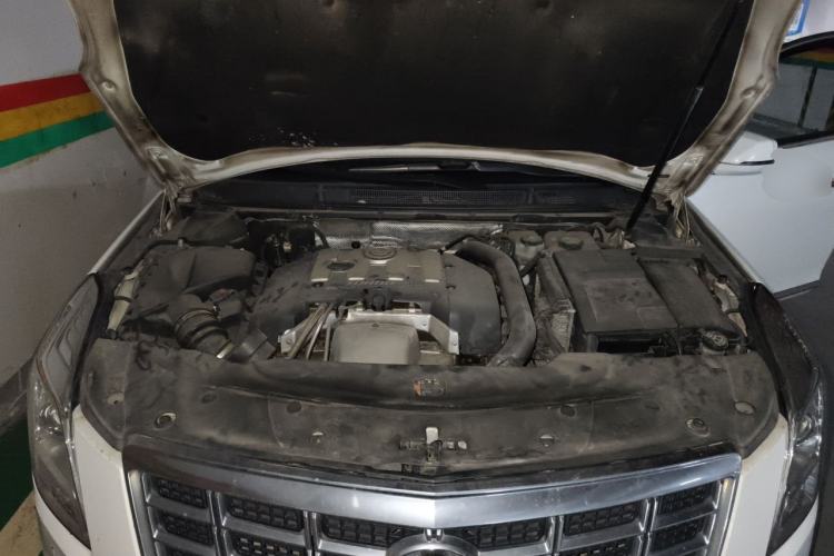 Used Cadillac XTS 2015 28T Comfort Model Engine Bay