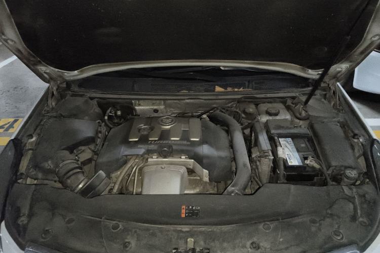 Used Cadillac XTS 2015 28T Comfort Model Engine Bay