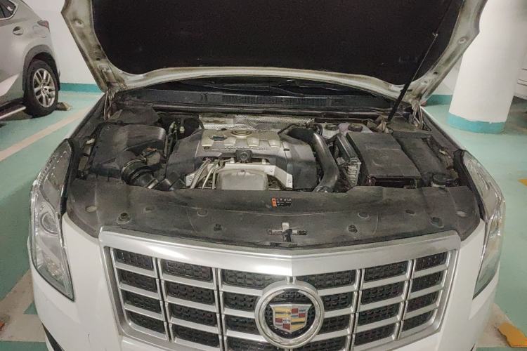 Used Cadillac XTS 2015 28T Comfort Model Engine Bay