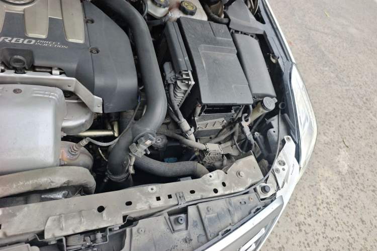 Used Cadillac XTS 2015 28T Elite Model Engine Bay Left