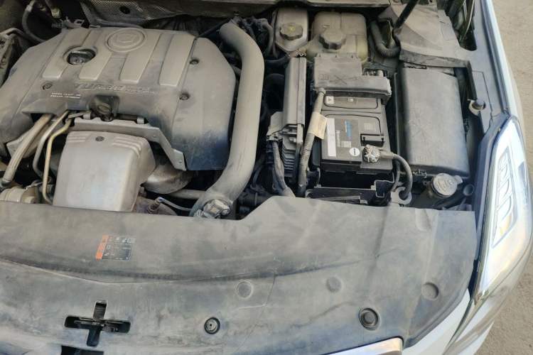 Used Cadillac XTS 2015 28T Elite Model Engine Bay Left