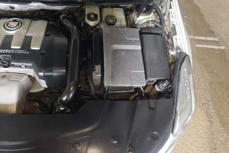 Used Cadillac XTS 2015 28T Comfort Model Engine Bay Left
