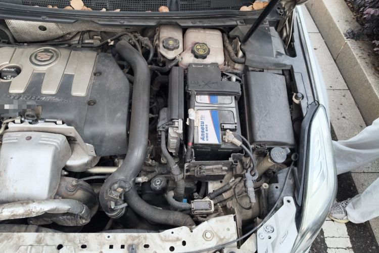 Used Cadillac XTS 2015 28T Elite Model Engine Bay Left