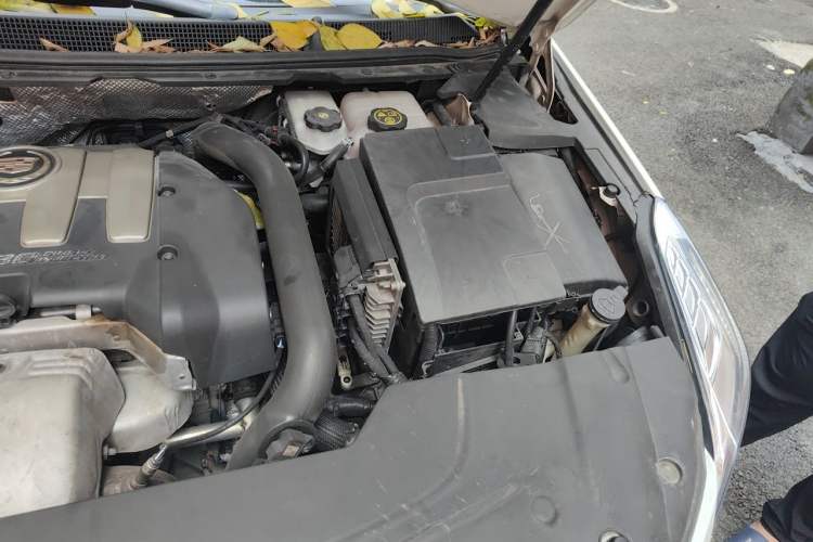 Used Cadillac XTS 2015 28T Elite Model Engine Bay Left