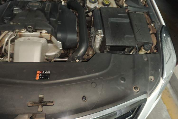 Used Cadillac XTS 2015 28T Luxury Model Engine Bay Left