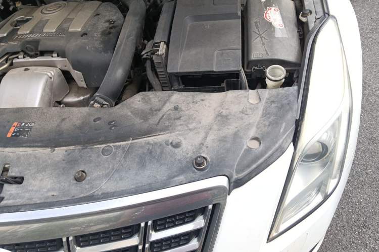 Used Cadillac XTS 2015 28T Comfort Model Engine Bay Left