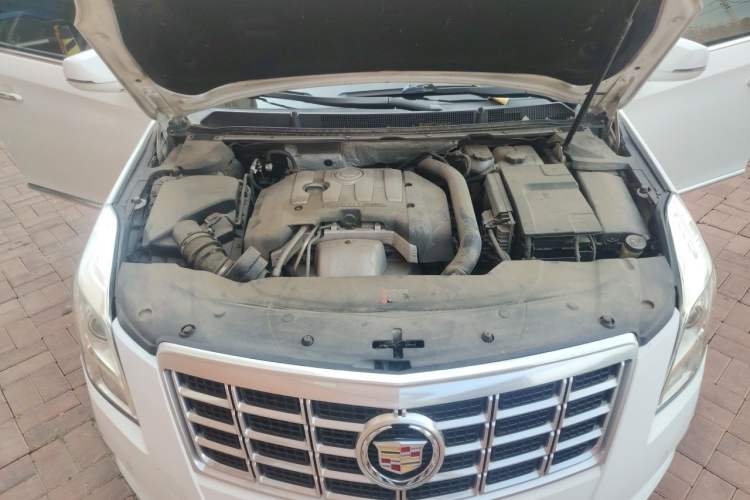 Used Cadillac XTS 2015 28T Luxury Model Engine Bay