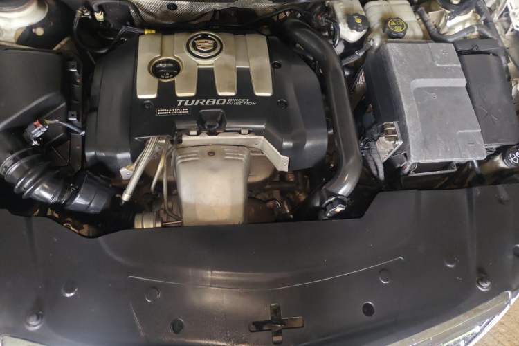 Used Cadillac XTS 2015 28T Comfort Model Engine Bay