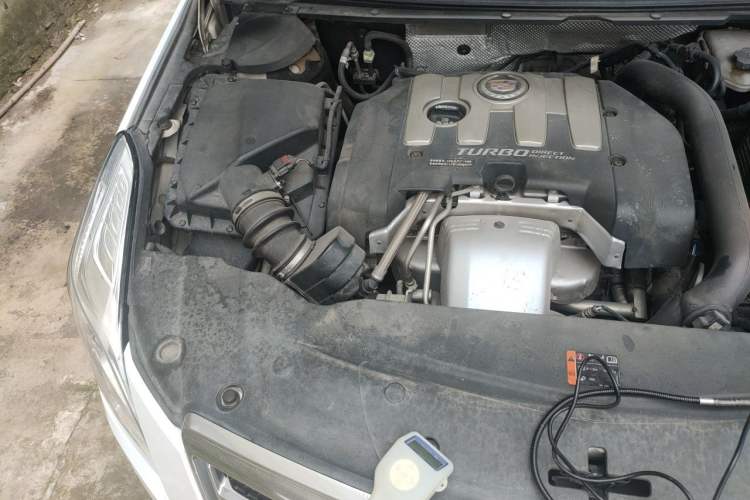 Used Cadillac XTS 2015 28T Comfort Model Engine Bay Right
