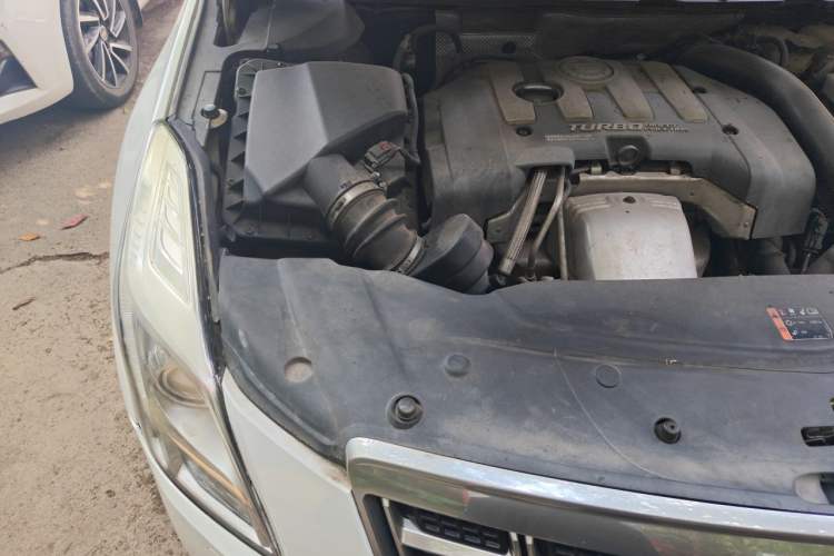 Used Cadillac XTS 2015 28T Comfort Model Engine Bay Right