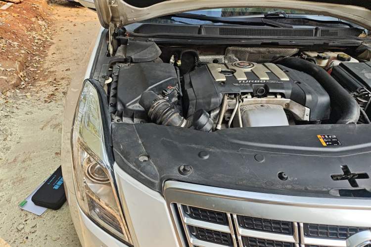 Used Cadillac XTS 2015 28T Comfort Model Engine Bay Right