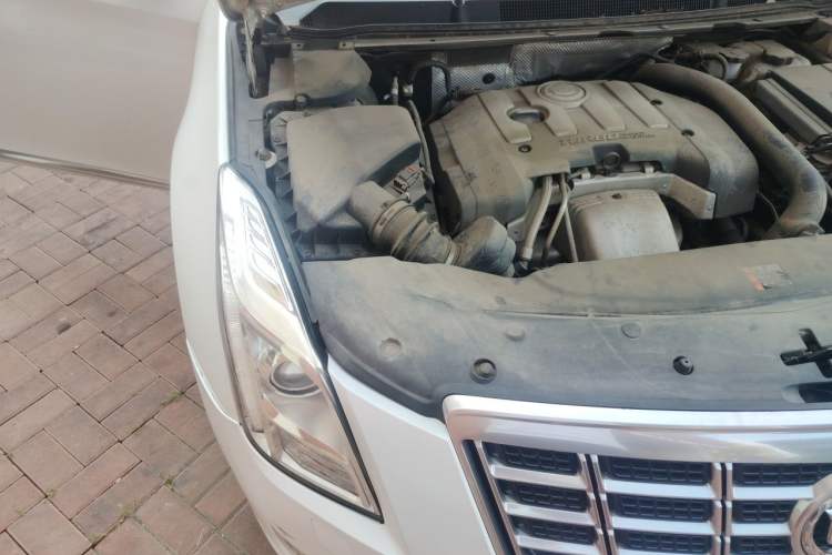 Used Cadillac XTS 2015 28T Luxury Model Engine Bay Right