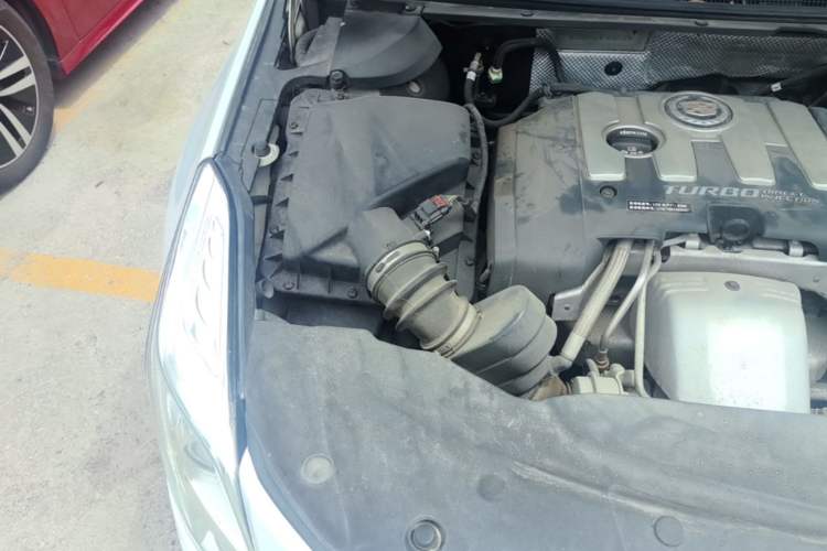 Used Cadillac XTS 2015 28T Comfort Model Engine Bay Right