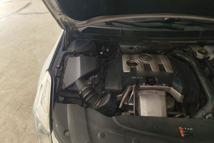 Used Cadillac XTS 2015 28T Comfort Model Engine Bay Right