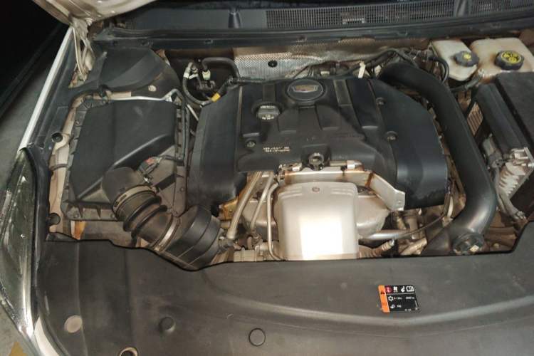Used Cadillac XTS 2015 28T Luxury Model Engine Bay Right