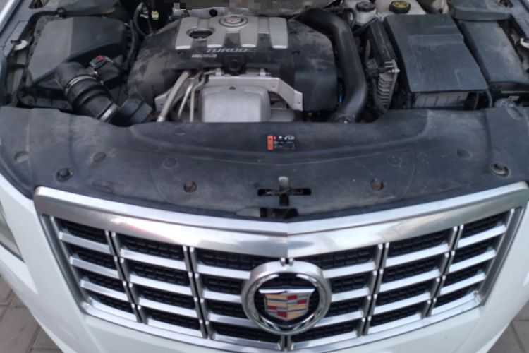 Used Cadillac XTS 2015 28T Comfort Model Engine Bay