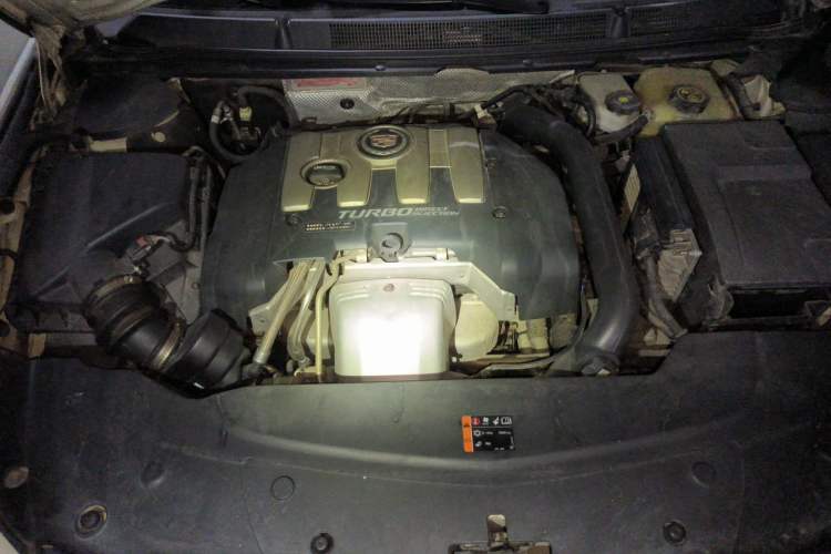 Used Cadillac XTS 2015 28T Elite Model Engine Bay