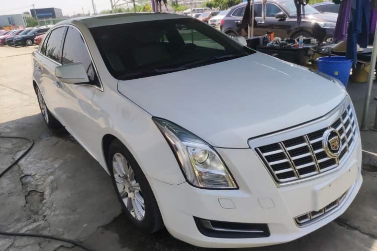 Used Cadillac XTS 2015 28T Comfort Model Exterior 1