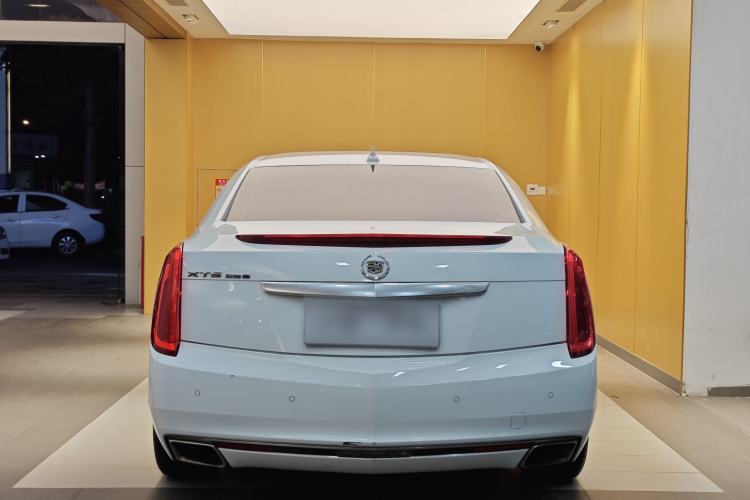 Used Cadillac XTS 2015 28T Comfort Model Exterior 1