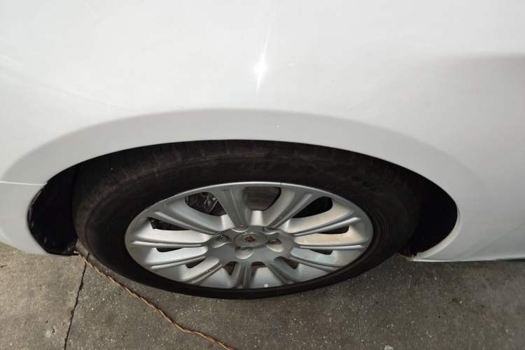 Used Cadillac XTS 2015 28T Comfort Model Exterior 2