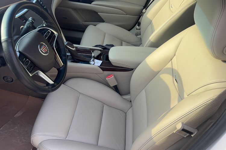 Used Cadillac XTS 2015 28T Comfort Model Exterior 2