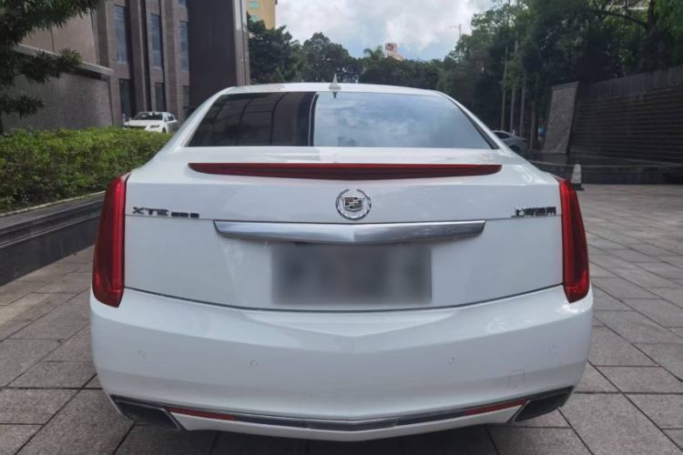 Used Cadillac XTS 2015 28T Comfort Model Exterior 3