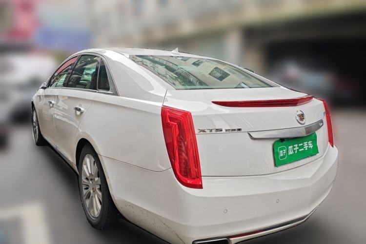 Used Cadillac XTS 2015 28T Comfort Model Exterior 3