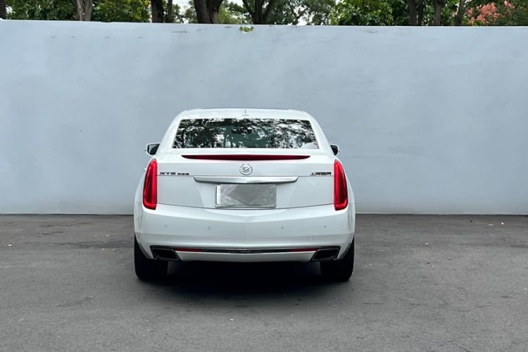 Used Cadillac XTS 2015 28T Elite Model Exterior 4