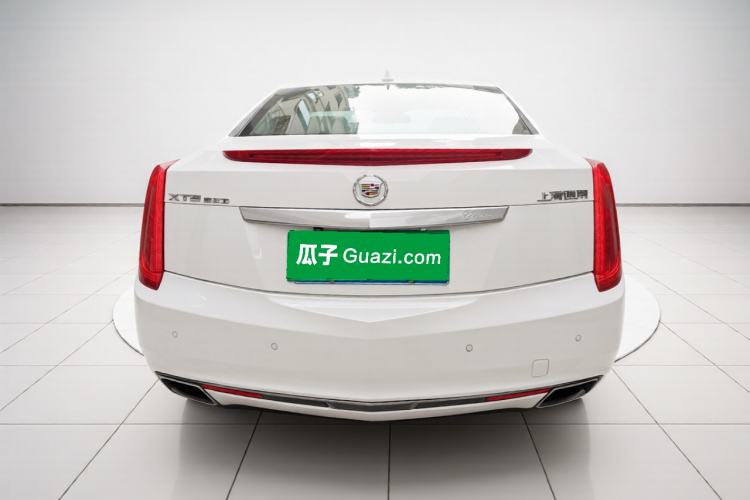 Used Cadillac XTS 2015 28T Comfort Model Exterior 4