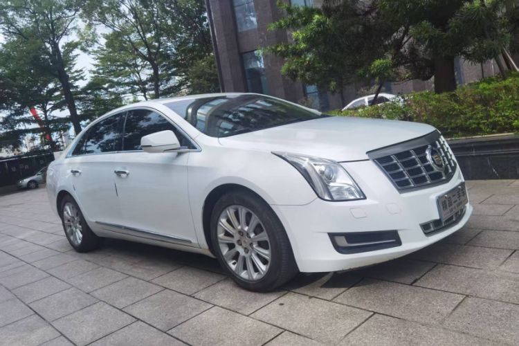 Used Cadillac XTS 2015 28T Comfort Model Exterior 5