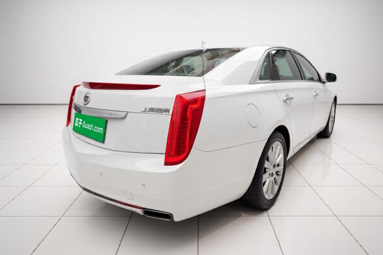 Used Cadillac XTS 2015 28T Comfort Model Exterior 5
