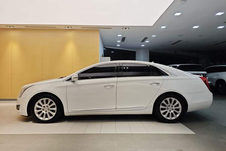 Used Cadillac XTS 2015 28T Comfort Model Exterior 6