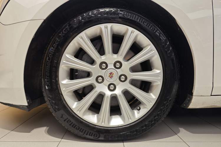 Used Cadillac XTS 2015 28T Comfort Model Exterior 8