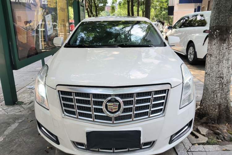 Used Cadillac XTS 2015 28T Comfort Model Front