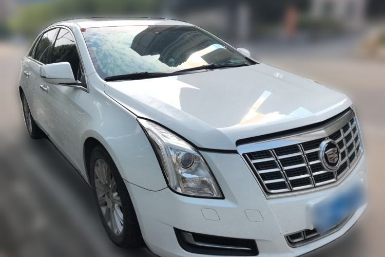 Used Cadillac XTS 2015 28T Comfort Model Front Right 45 Deg