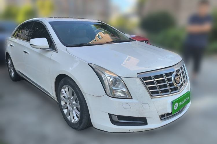 Used Cadillac XTS 2015 28T Comfort Model Front Right 45 Deg