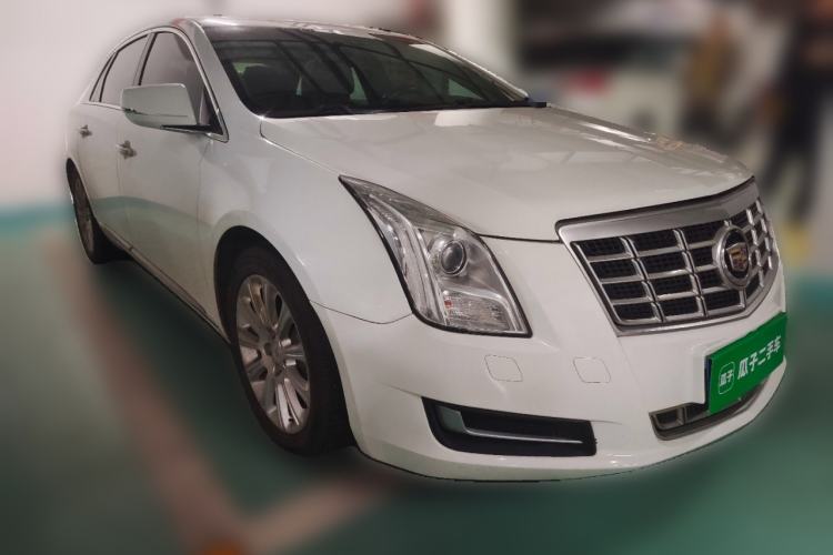 Used Cadillac XTS 2015 28T Comfort Model Front Right 45 Deg