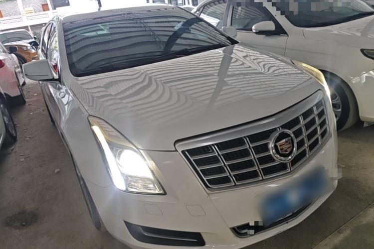 Used Cadillac XTS 2015 28T Comfort Model Front Right 45 Deg