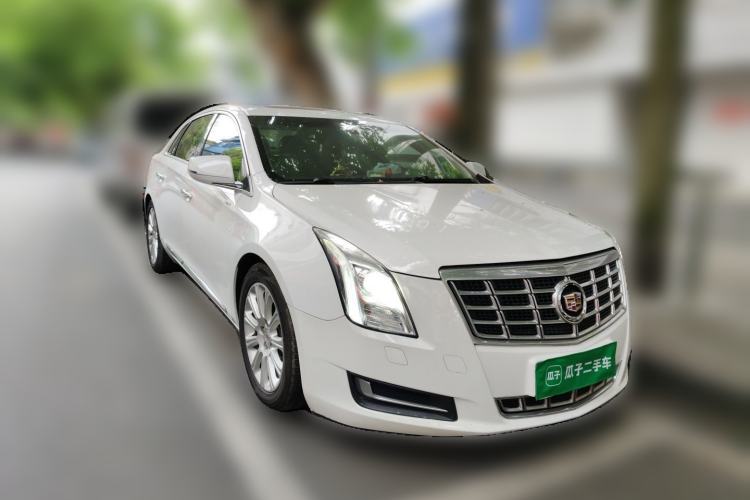 Used Cadillac XTS 2015 28T Comfort Model Front Right 45 Deg