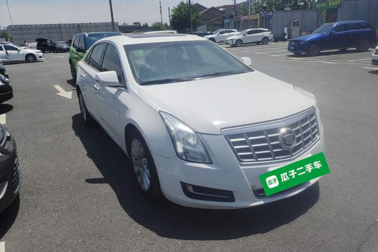 Used Cadillac XTS 2015 28T Comfort Model Front Right 45 Deg