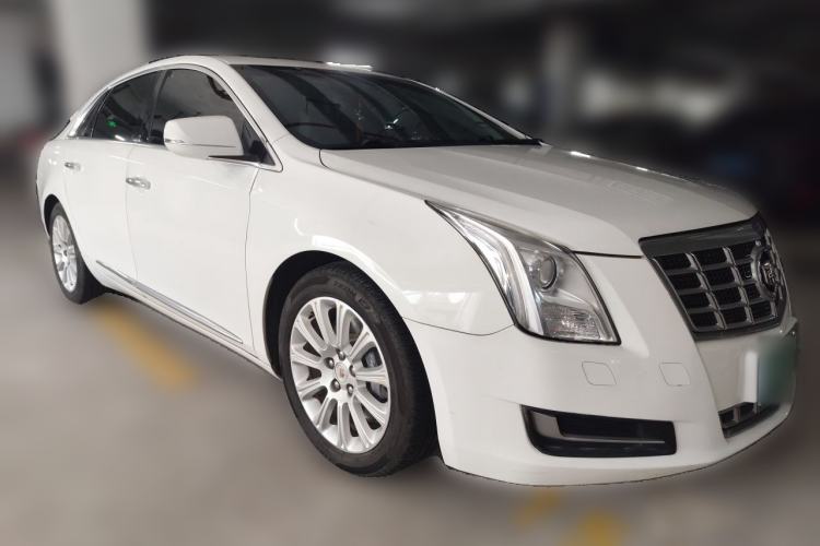 Used Cadillac XTS 2015 28T Comfort Model Front Right 45 Deg
