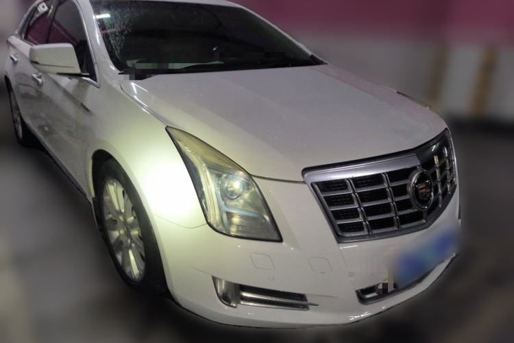 Used Cadillac XTS 2015 28T Elite Model Front Right 45 Deg