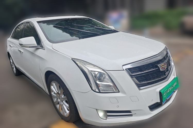 Used Cadillac XTS 2015 28T Luxury Model Front Right 45 Deg