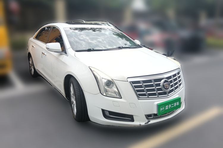 Used Cadillac XTS 2015 28T Comfort Model Front Right 45 Deg