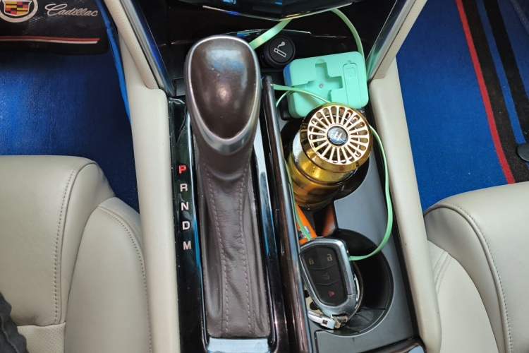 Used Cadillac XTS 2015 28T Comfort Model Gear Lever