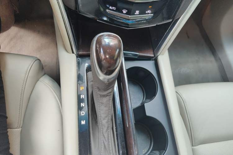 Used Cadillac XTS 2015 28T Elite Model Gear Lever