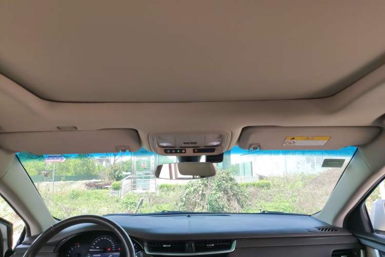 Used Cadillac XTS 2015 28T Comfort Model Headliner