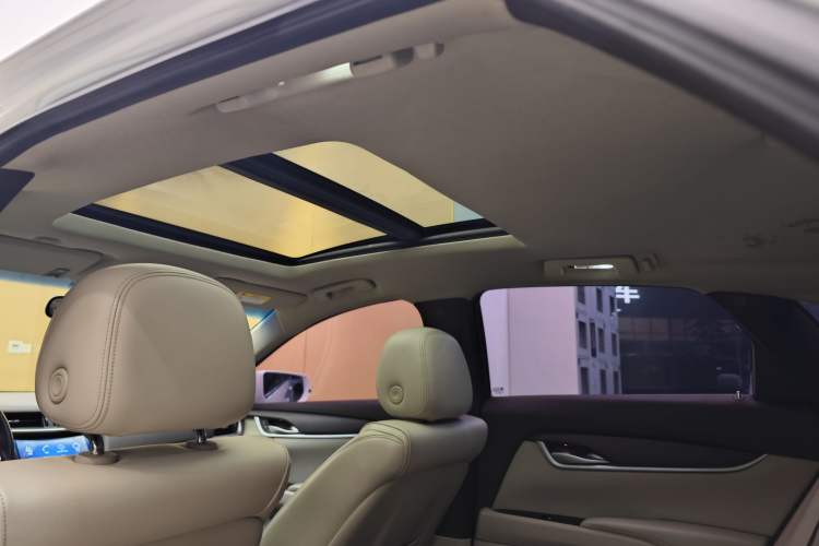 Used Cadillac XTS 2015 28T Comfort Model Headliner
