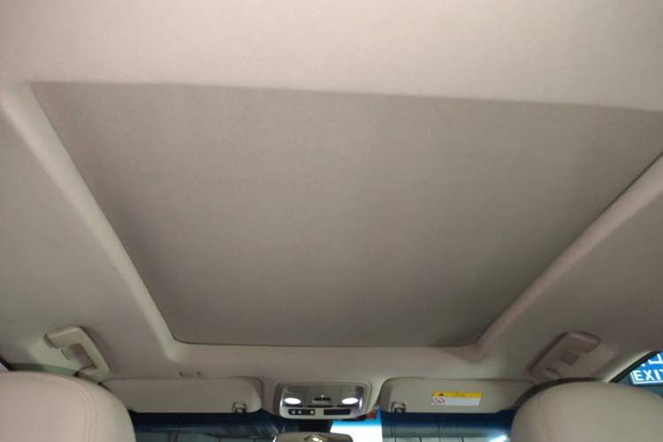 Used Cadillac XTS 2015 28T Comfort Model Headliner